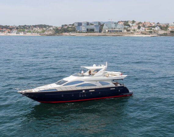 Albatroz Azimut 80 yacht