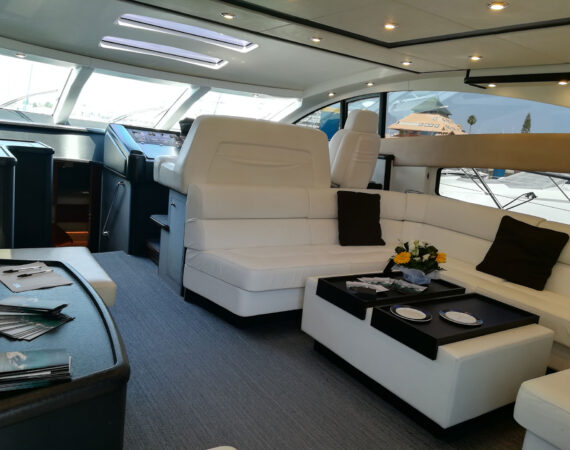 SUNSEEKER 72