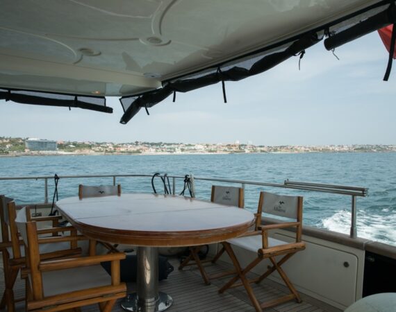 Albatroz Azimut 80 yacht