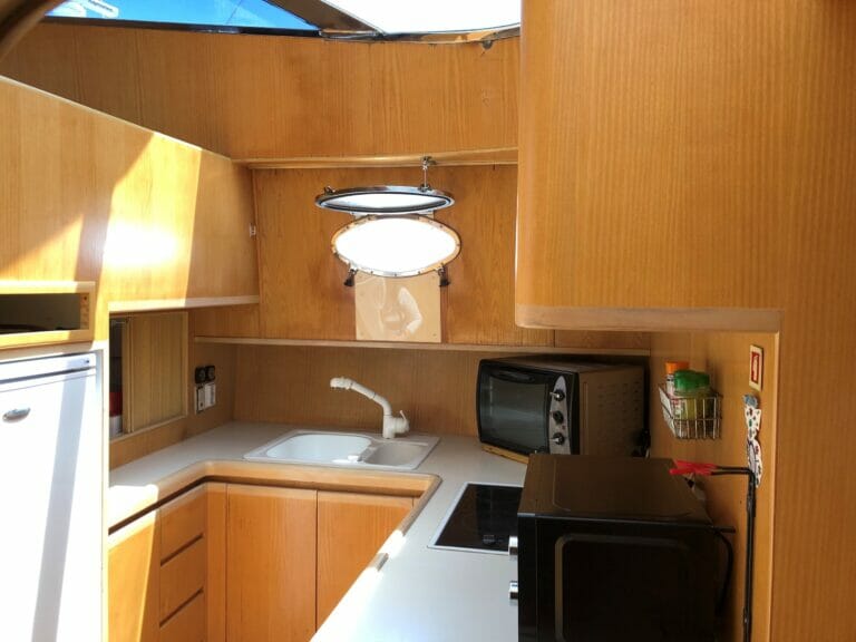 Explore Algarve yacht