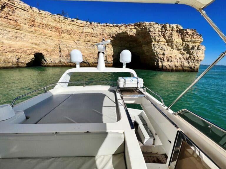 Explore Algarve yacht