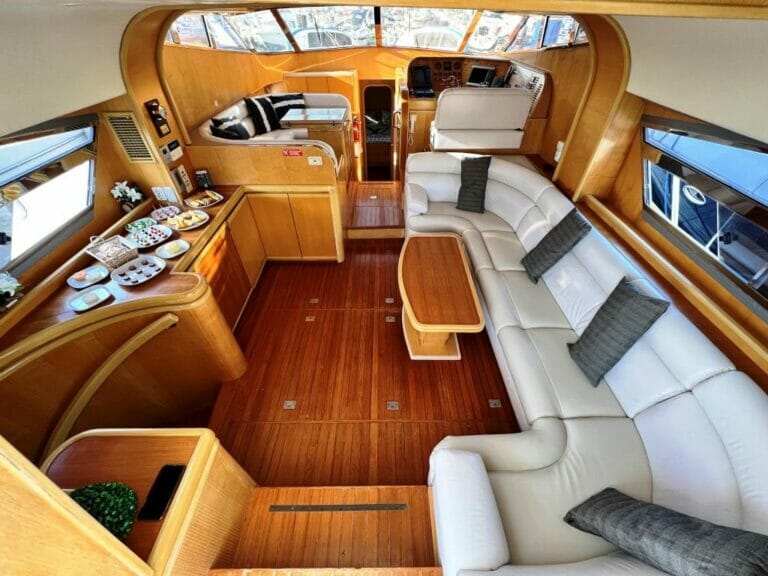 Explore Algarve yacht