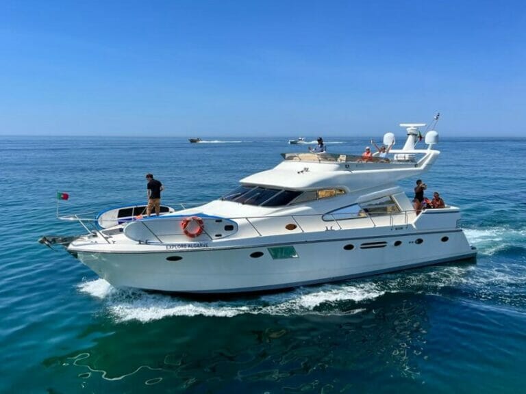 Explore Algarve yacht
